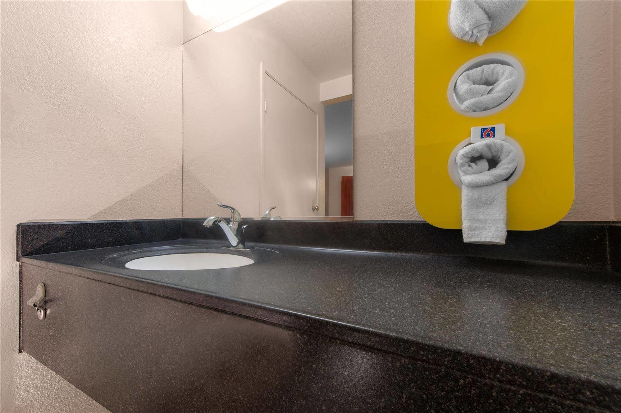 Motel 6-Santa Rosa, Ca - North ภายนอก รูปภาพ