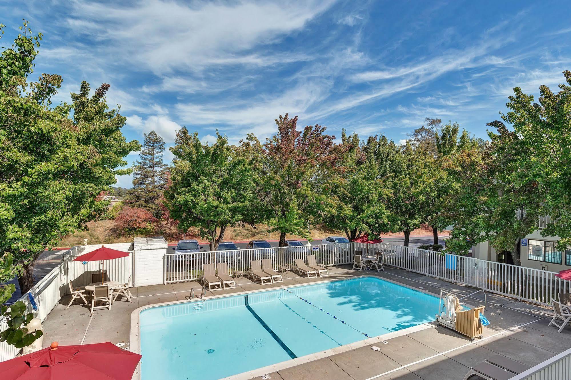 Motel 6-Santa Rosa, Ca - North ภายนอก รูปภาพ
