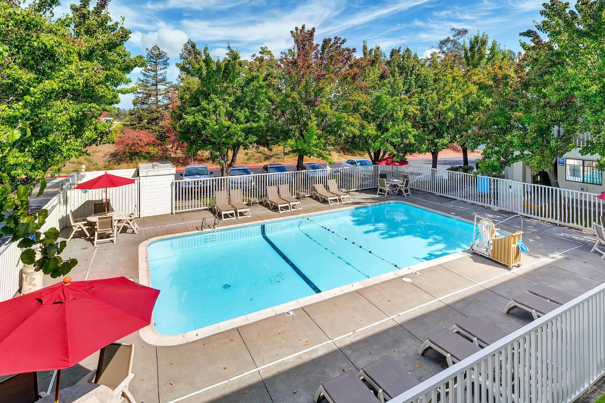 Motel 6-Santa Rosa, Ca - North ภายนอก รูปภาพ