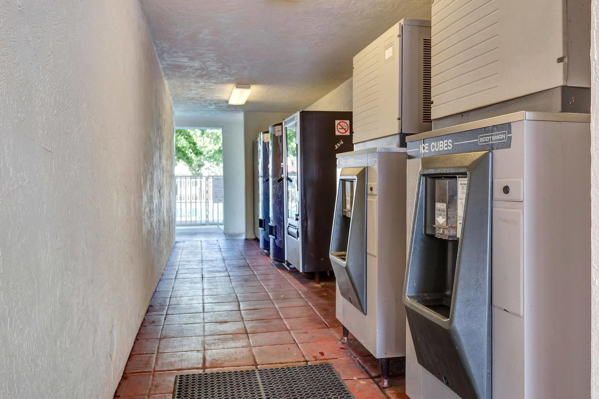 Motel 6-Santa Rosa, Ca - North ภายนอก รูปภาพ