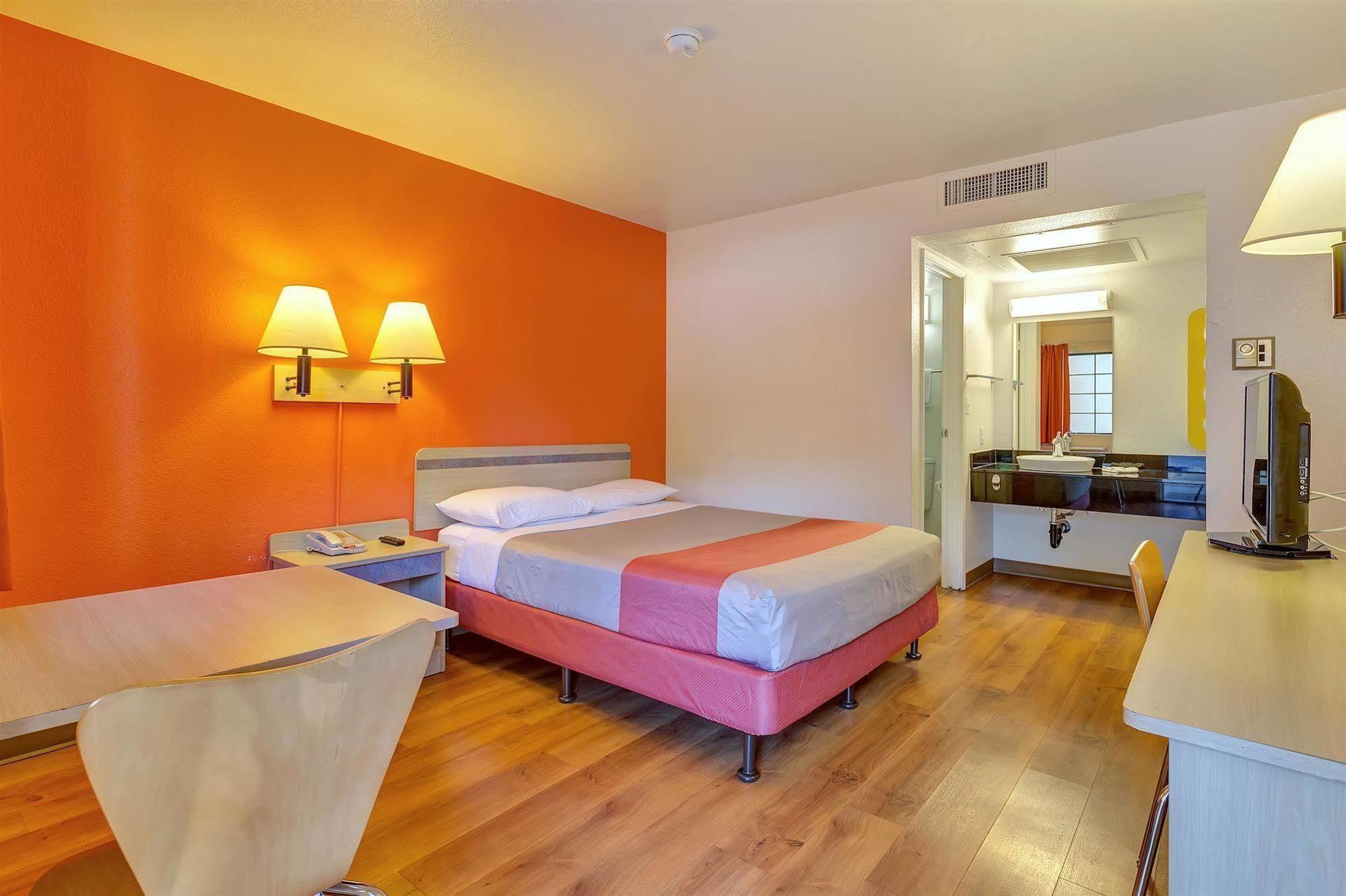 Motel 6-Santa Rosa, Ca - North ภายนอก รูปภาพ