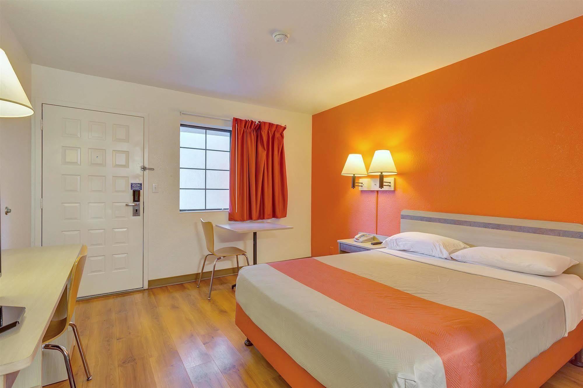 Motel 6-Santa Rosa, Ca - North ภายนอก รูปภาพ